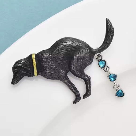 Pooping Dog Crystal Brooch - Picture 6 of 8